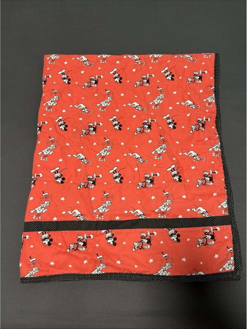Project Linus Mickey Donald Goofy And Pluto Vintage 1990’s Baby Quilt 48”X40”